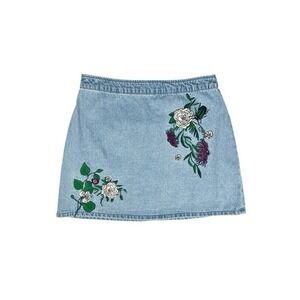 H&M x Coachella‎ Light Wash Denim Jean Mini Skirt Floral Embroidered Size 8